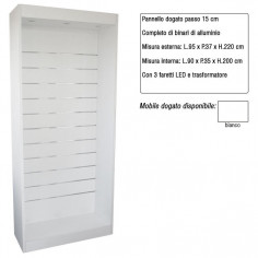 Mobile dogato con mobiletto